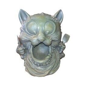 Gothic  Cat Gargoyle Statue Desk Sitter Halloween Resin
